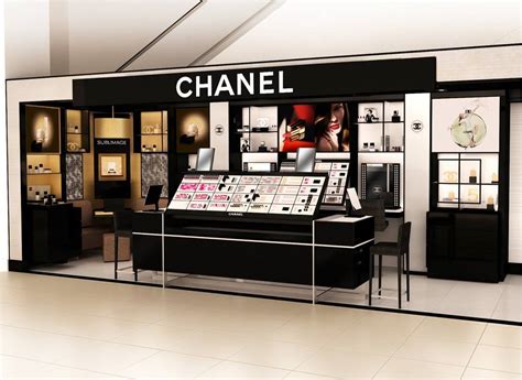 saks fifth avenue chanel|saks fifth avenue make up.